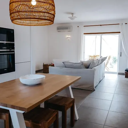 Apartment 1a The